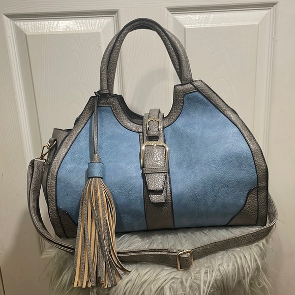 Handbags - Faux Leather  purse